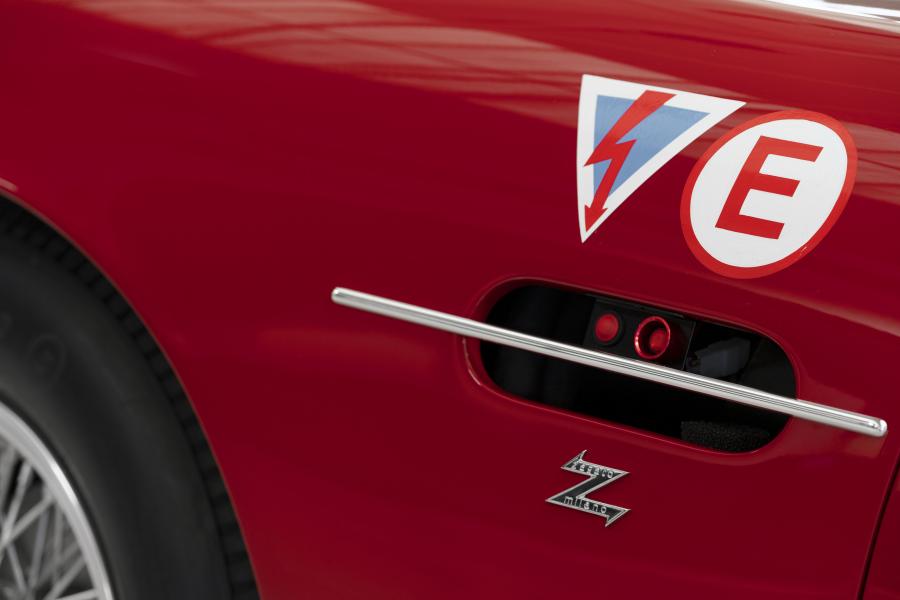 Детали экстерьера Aston Martin DB4 GTZ Continuation 2019 года  (фото 16 из 39)
